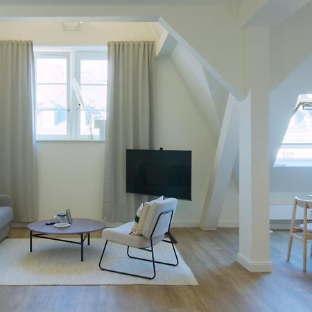 Vonbehling Boutique Apt. - Blick Ueber Die Daecher Wiesbaden Exterior foto